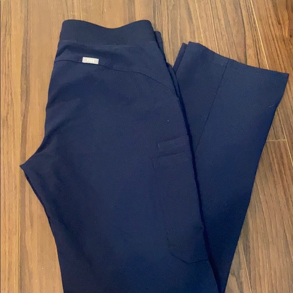 Figs Small Navy Kade Pants - Picture 4 of 4